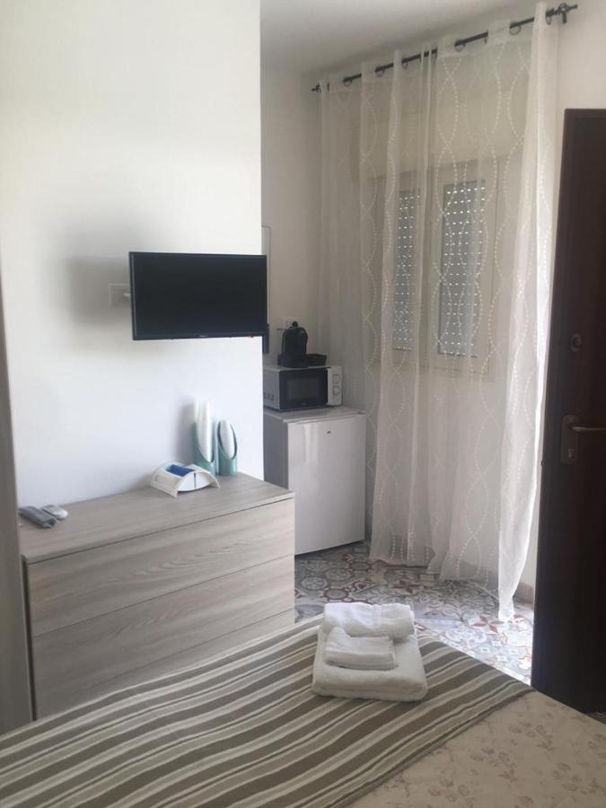 B&B Ornella Леверано Экстерьер фото